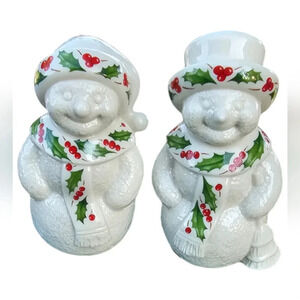 Lenox Holiday Snowman & Snow-Woman Salt & Pepper Set, 4.5"H, Holly/Berries​​​​​